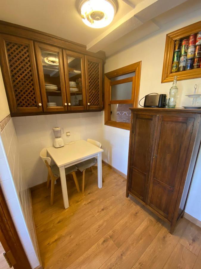 Villa Paraes Nava Buitenkant foto